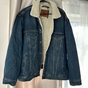 Levi’s shearling Jean jacket
